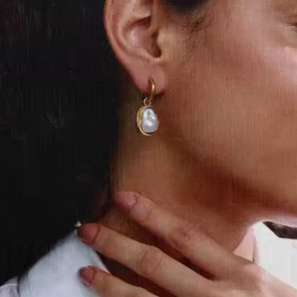 Classic Gold Pearl Earrings